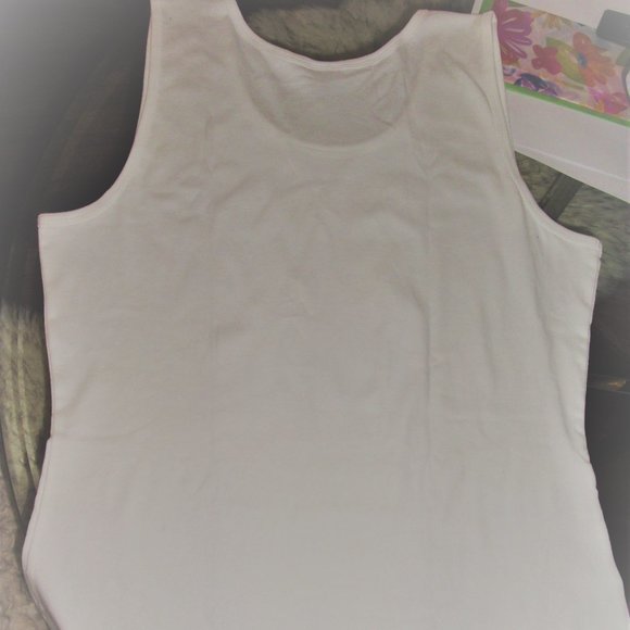 Illegal Street Wear white sleeveless tee with purple logo - Picture 4 of 4